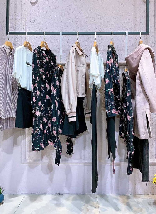 海陽(yáng)2021年琨絲薇爾春夏新款品牌折扣女裝進(jìn)貨渠道與針紡織品銷售策略解析